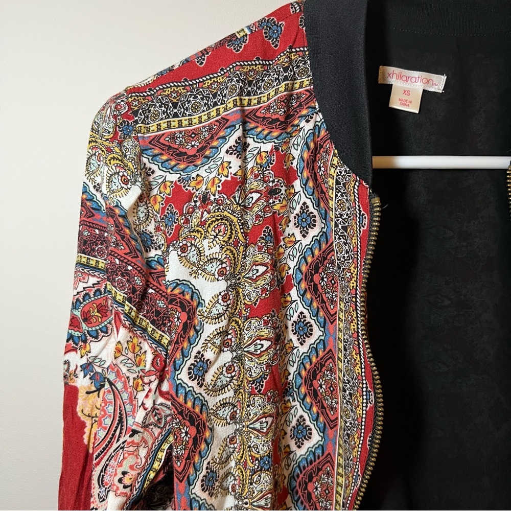 Unique Front Zip Bomber Jacket - Picture 8 of 10